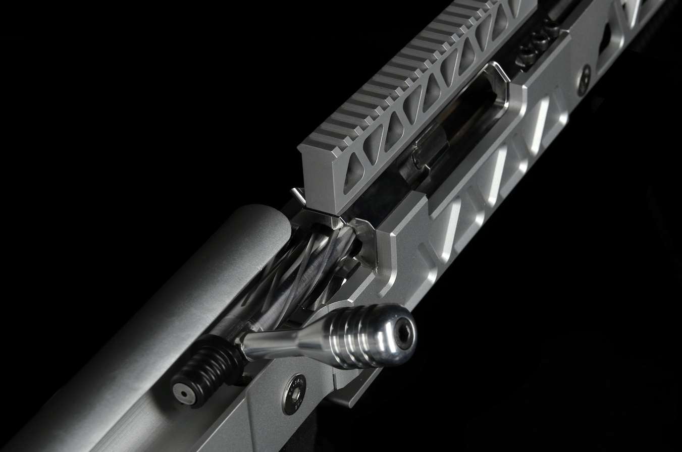 gun_main_1351_action ARCHONA Low Rider Action and Chassis